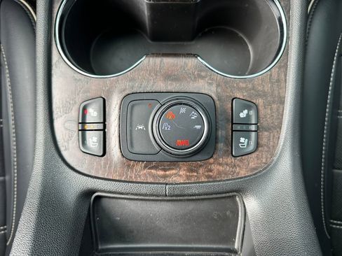 Used 2021 GMC Acadia Denali w/ Denali Ultimate Package image 20