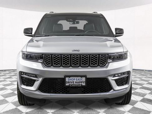 Used 2023 Jeep Grand Cherokee Summit w/ Advanced Protech Group IV AWD/4WD image 14