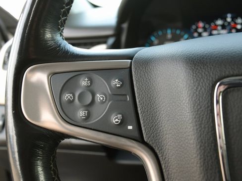 Used 2018 GMC Yukon Denali image 18