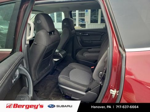 Used 2017 Chevrolet Traverse LT AWD/4WD image 9