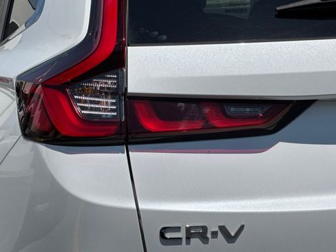 Used 2024 Honda CR-V EX image 29