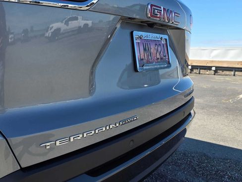 Certified 2025 GMC Terrain Elevation AWD/4WD image 14