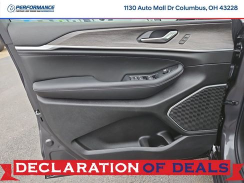 New 2026 Jeep Grand Cherokee Limited image 18