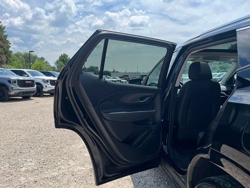 Used 2023 GMC Terrain Denali w/ Black Diamond Edition AWD/4WD image 29