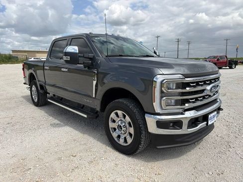 New 2026 Ford F250 Lariat w/ Chrome Package AWD/4WD image 5