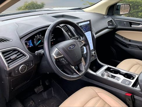 Certified 2022 Ford Edge SEL w/ Convenience Package AWD/4WD image 13