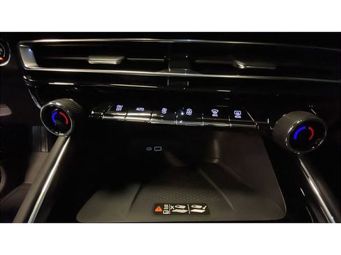 Used 2026 Chevrolet Traverse RS w/ LPO, Floor Liner Package AWD/4WD image 14