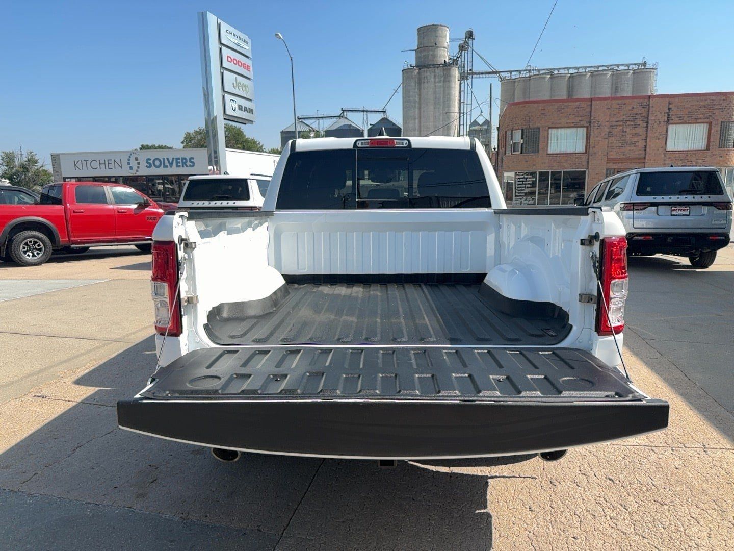 Used 2022 RAM 1500 Big Horn AWD/4WD image 8