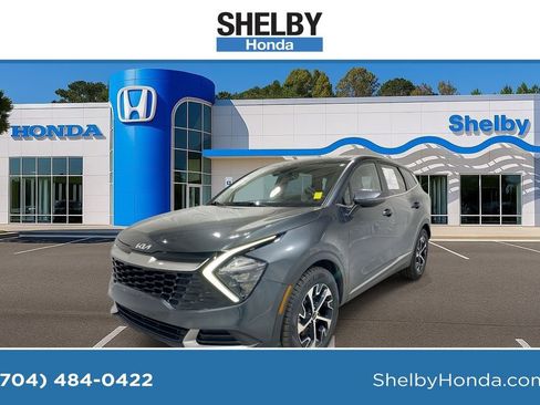 Used 2023 Kia Sportage EX image 1