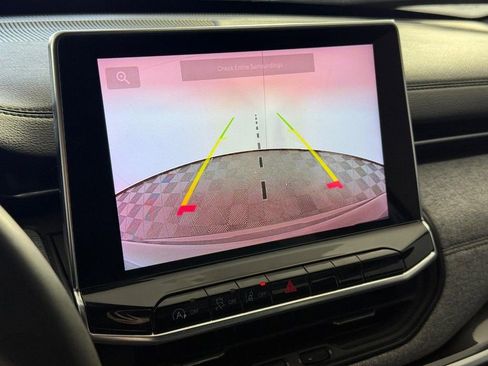 Used 2023 Jeep Compass Latitude image 20