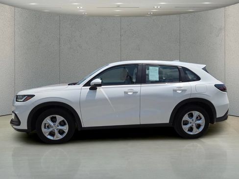 Used 2025 Honda HR-V LX image 9