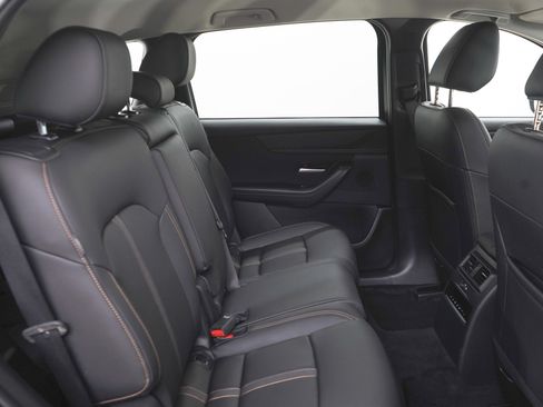 Used 2024 MAZDA CX-90 3.3 Turbo w/ Select Package image 12