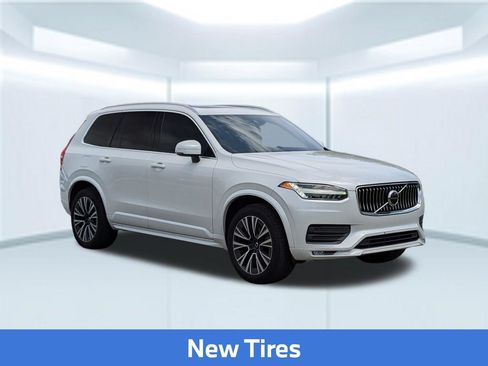 Used 2020 Volvo XC90 T6 Momentum w/ Protection Package Premier AWD/4WD image 9
