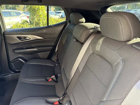 New 2026 Chevrolet Equinox EV LT image 11