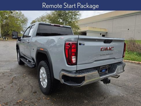 Used 2024 GMC Sierra 2500 SLE w/ SLE Value Package; AWD/4WD image 2