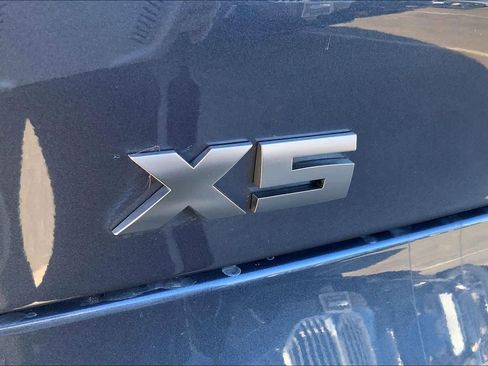Used 2021 BMW X5 M50i w/ Executive Package image 9