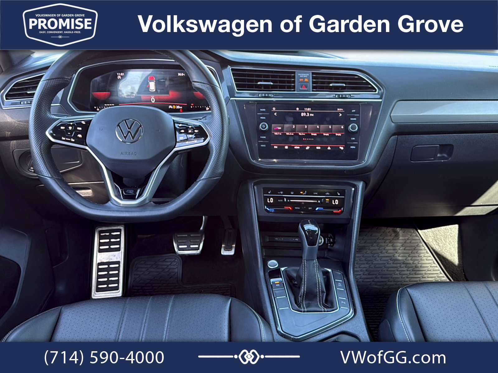 Used 2023 Volkswagen Tiguan SE R-Line FWD image 28