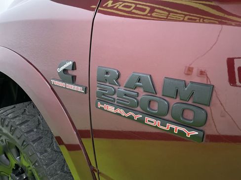 Used 2018 RAM 2500 Laramie w/ Sport Appearance Group image 13