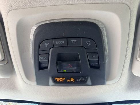 Used 2023 Toyota Corolla XLE image 22