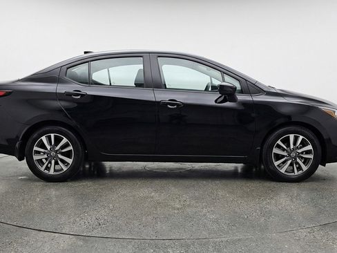 Used 2025 Nissan Versa SV FWD image 11