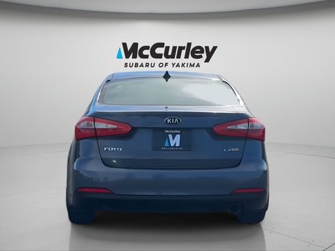 Used 2014 Kia Forte EX w/ Premium Package FWD image 5