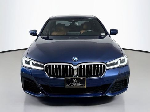 Used 2023 BMW 530i w/ M Sport Package RWD image 2