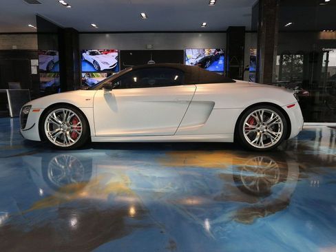 Used 2012 Audi R8 GT w/ Enhanced R8 GT Leather Pkg image 9