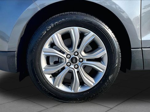 Used 2023 Ford Edge Titanium AWD/4WD image 11