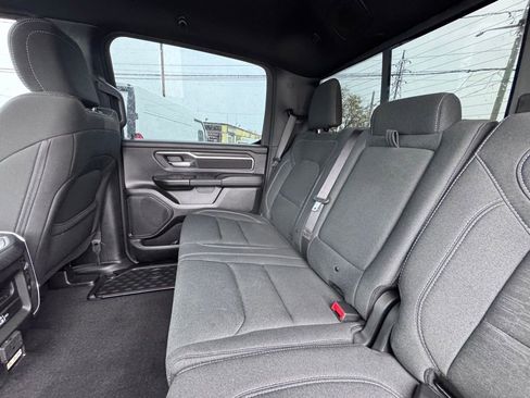 Used 2025 RAM 1500 Big Horn AWD/4WD image 16
