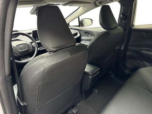 Used 2024 Toyota Prius LE image 35