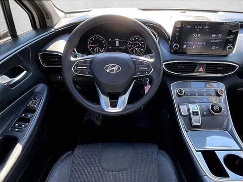 Used 2021 Hyundai Santa Fe SE image 5