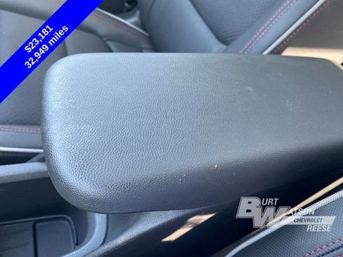 Used 2023 Chevrolet TrailBlazer RS w/ Sun and Liftgate Package AWD/4WD image 28