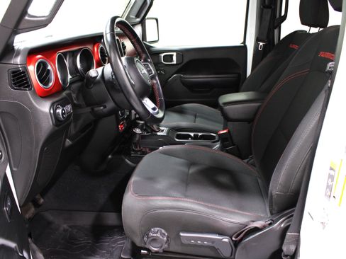 Used 2020 Jeep Gladiator Rubicon AWD/4WD image 3