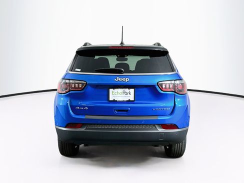 Used 2025 Jeep Compass Limited AWD/4WD image 7