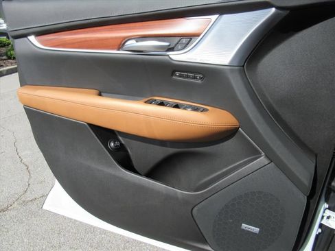 New 2026 Cadillac XT5 Premium Luxury w/ Driver Assist Package FWD image 18