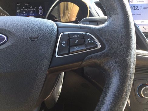 Used 2018 Ford Escape Titanium AWD/4WD image 31