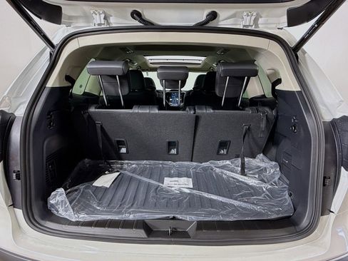 New 2026 Subaru Ascent Limited AWD/4WD image 32