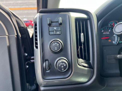 Used 2016 Chevrolet Silverado 2500 LT w/ LT Convenience Package AWD/4WD image 12