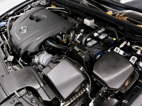 Used 2022 MAZDA MAZDA3 s image 17