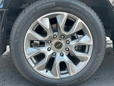 New 2025 Chevrolet Express 2500 Extended w/ Driver Convenience Package image 23