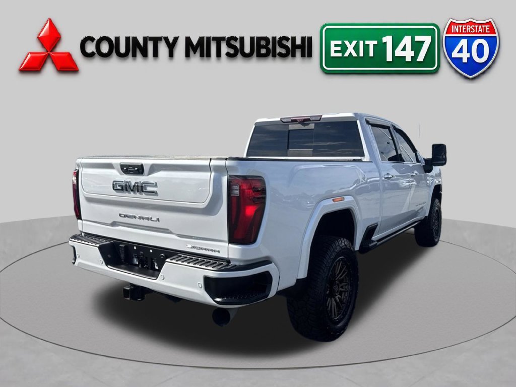 Used 2025 GMC Sierra 2500 Denali Ultimate w/ Max Trailering Package AWD/4WD image 4