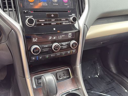 Used 2020 Subaru Ascent Touring AWD/4WD image 29