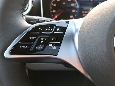 New 2026 Mercedes-Benz GLC 300 4MATIC image 18