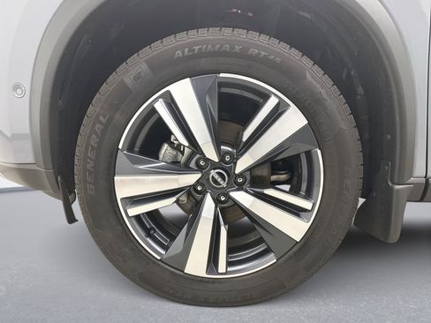 Used 2023 Nissan Rogue Platinum w/ Platinum Premium Package AWD/4WD image 28