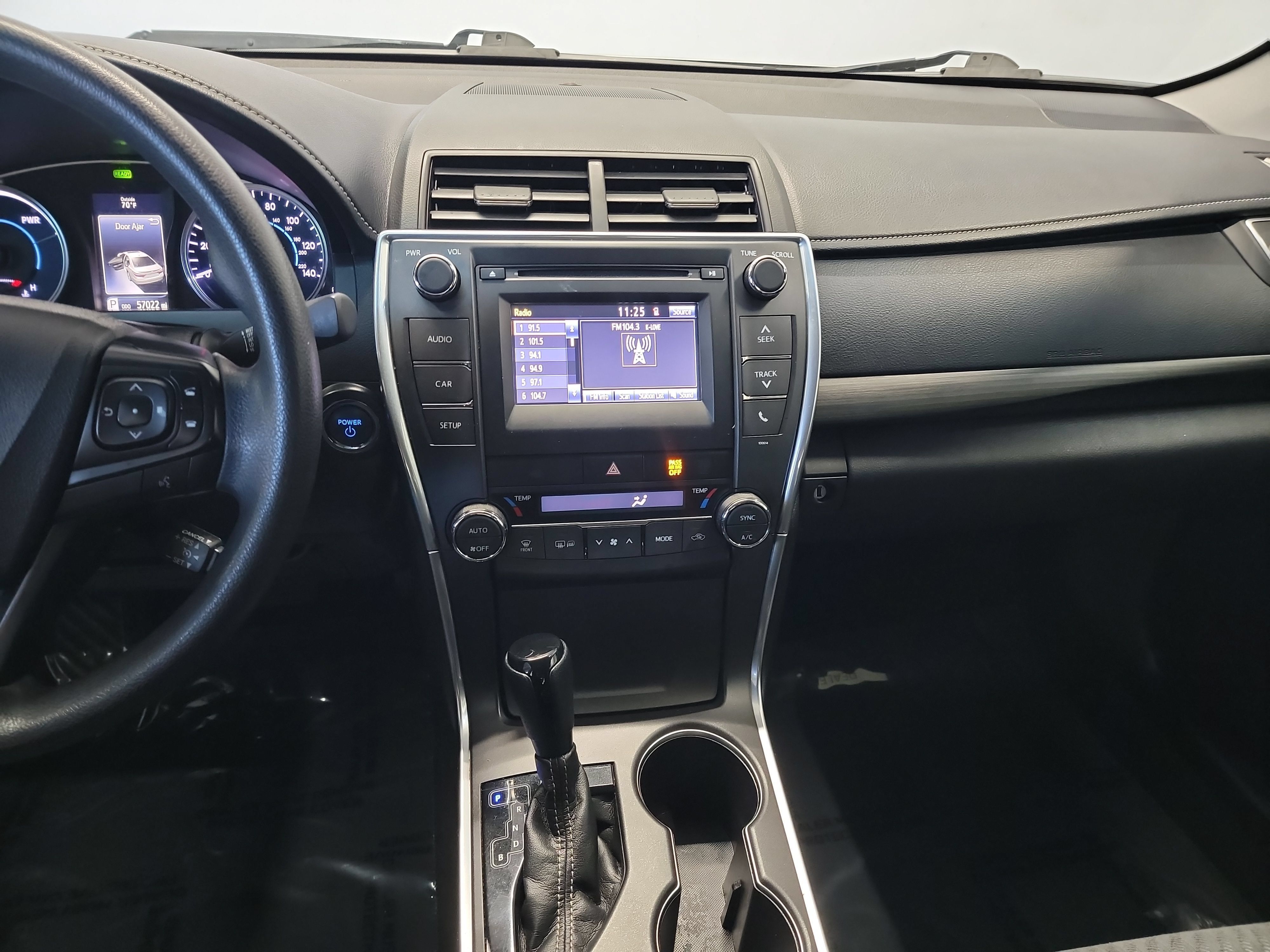 Used 2017 Toyota Camry LE FWD image 20