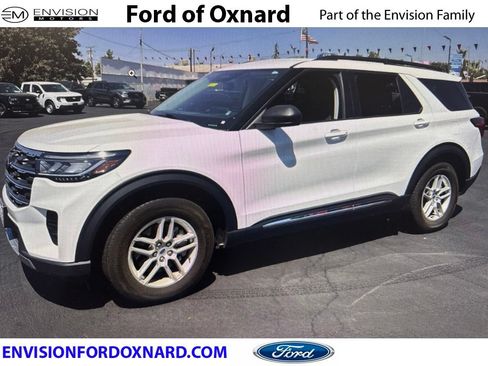 Used 2025 Ford Explorer Active RWD image 1