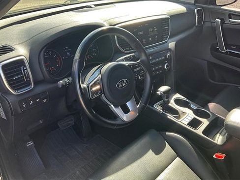 Used 2020 Kia Sportage EX image 13