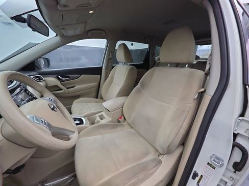 Used 2015 Nissan Rogue SV image 14