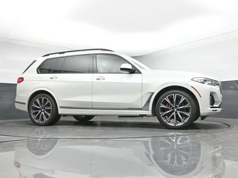Used 2021 BMW X7 xDrive40i w/ Premium Package AWD/4WD image 10