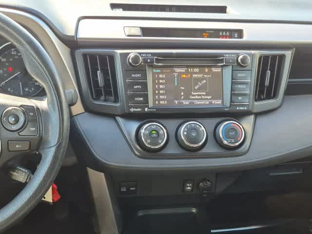 Used 2018 Toyota RAV4 LE w/ All Weather Liner Package AWD/4WD image 27